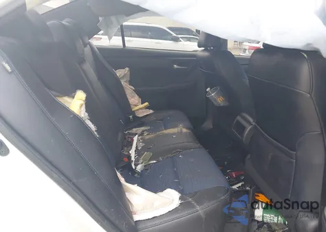 2016 Toyota Camry Se z USA, uszkodzony, nr VIN 4T1BF1FK5GU141523